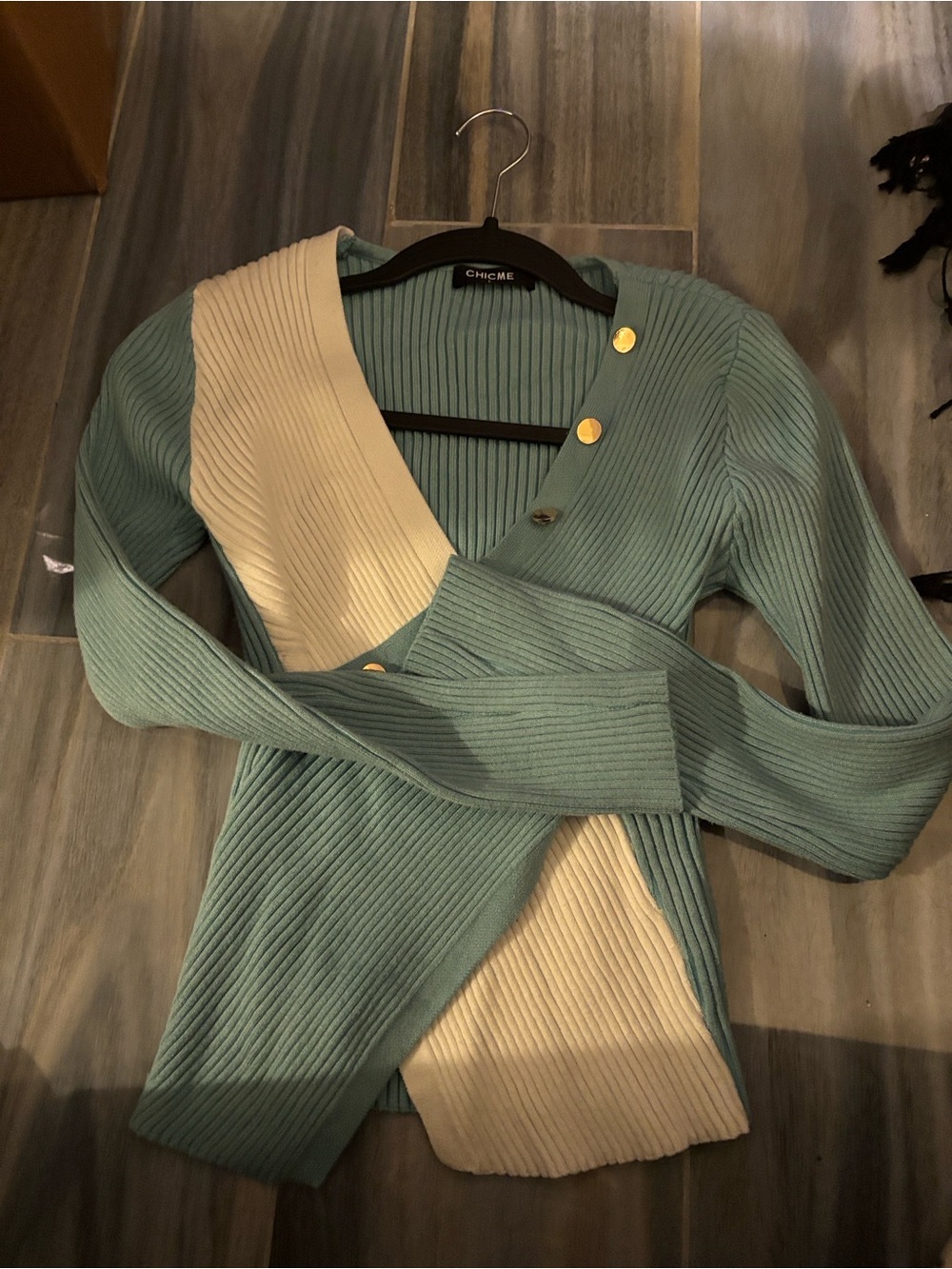 chic Two-Tone Sage Green and Cream Ribbed Wrap SweaterP2P:16